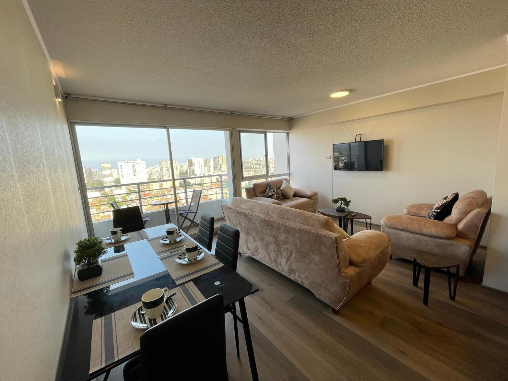 Habitación en casa particular Privada Con Vista Al Mar De Barranco